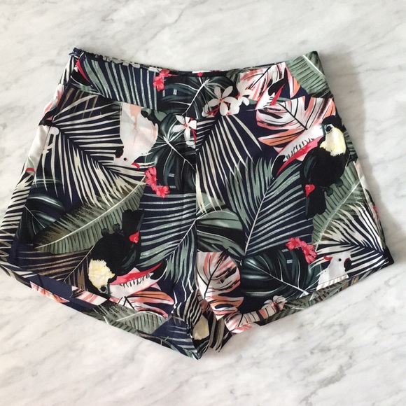 NEW 2 piece coord set in tropical print S - Picture 3 of 3